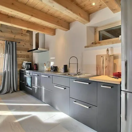 Authentic Renovated In The Wild Hotel Champéry